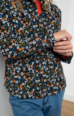 Ladies Lily & Me Clarissa Shirt -House Of Bruar TN23190VNTGPOPPYGRN 2