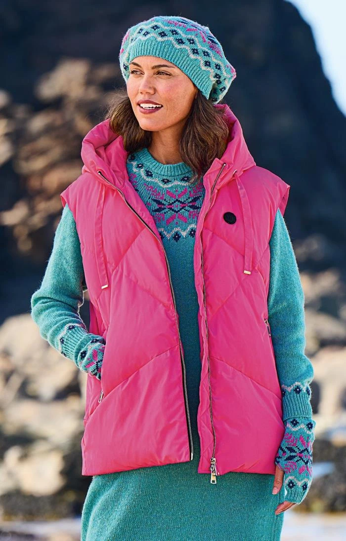 Ladies Quilt Hooded Gilet 3 Ladies Quilt Hooded Gilet - Image 3